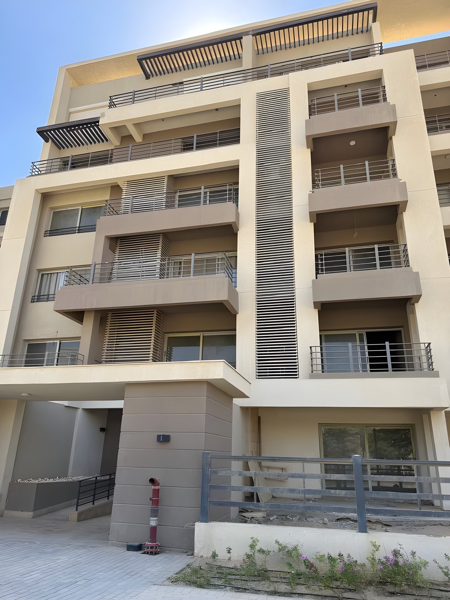 149 sqm Apartment in Palm Hills Capital Gardens, New Cairo - Immediate Delivery - Media 2