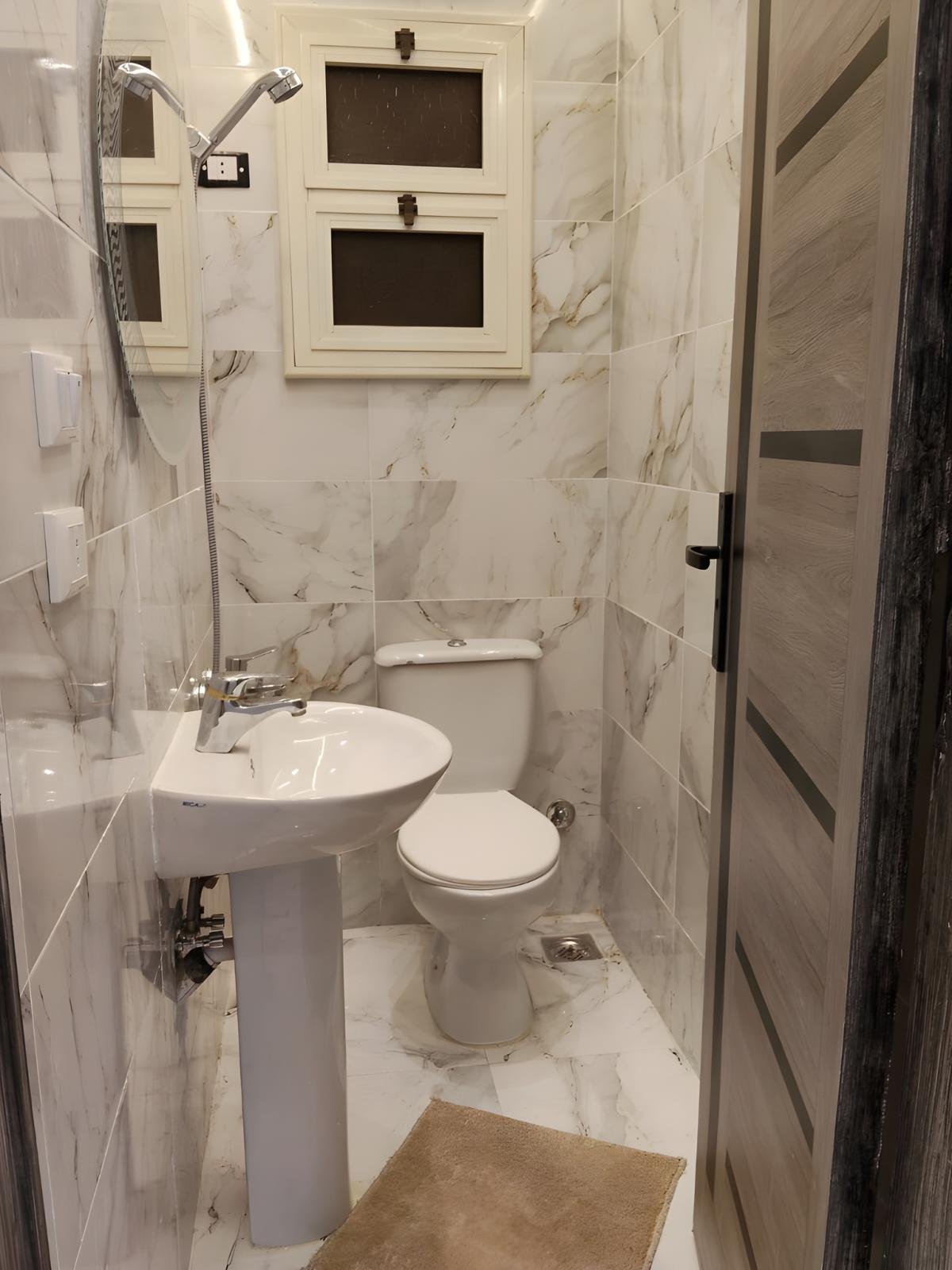 160m² First Occupancy Apartment for Sale with Furniture & Appliances in Nasr City - Media 5