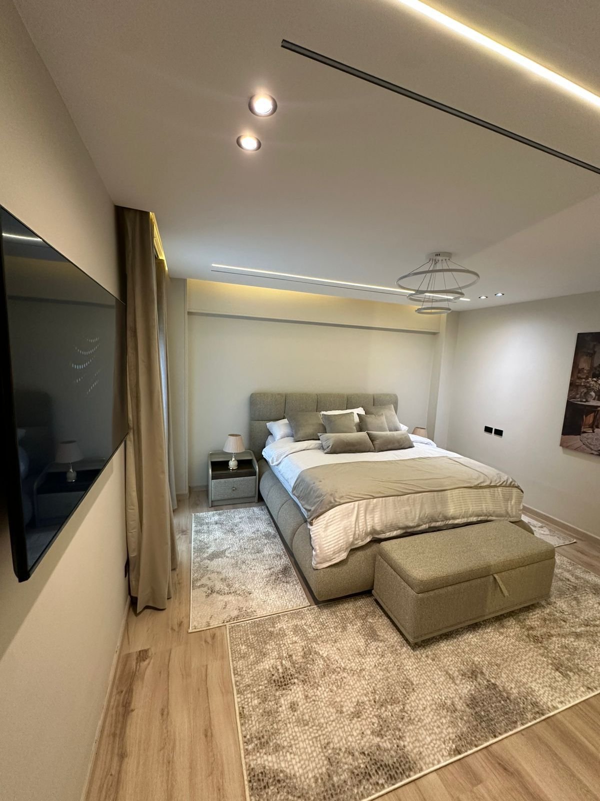 Fully Furnished Ultra Luxury Apartment - Amorada Compound, Opposite Hyde Park - Media 4