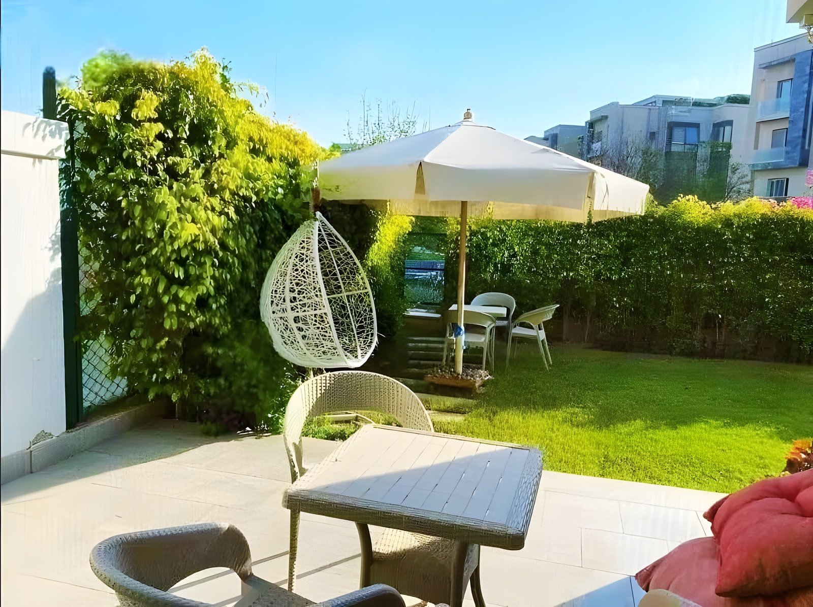 Ground Floor Apartment with Garden in Galleria Moon Valley, New Cairo - Immediate Delivery - Media 3