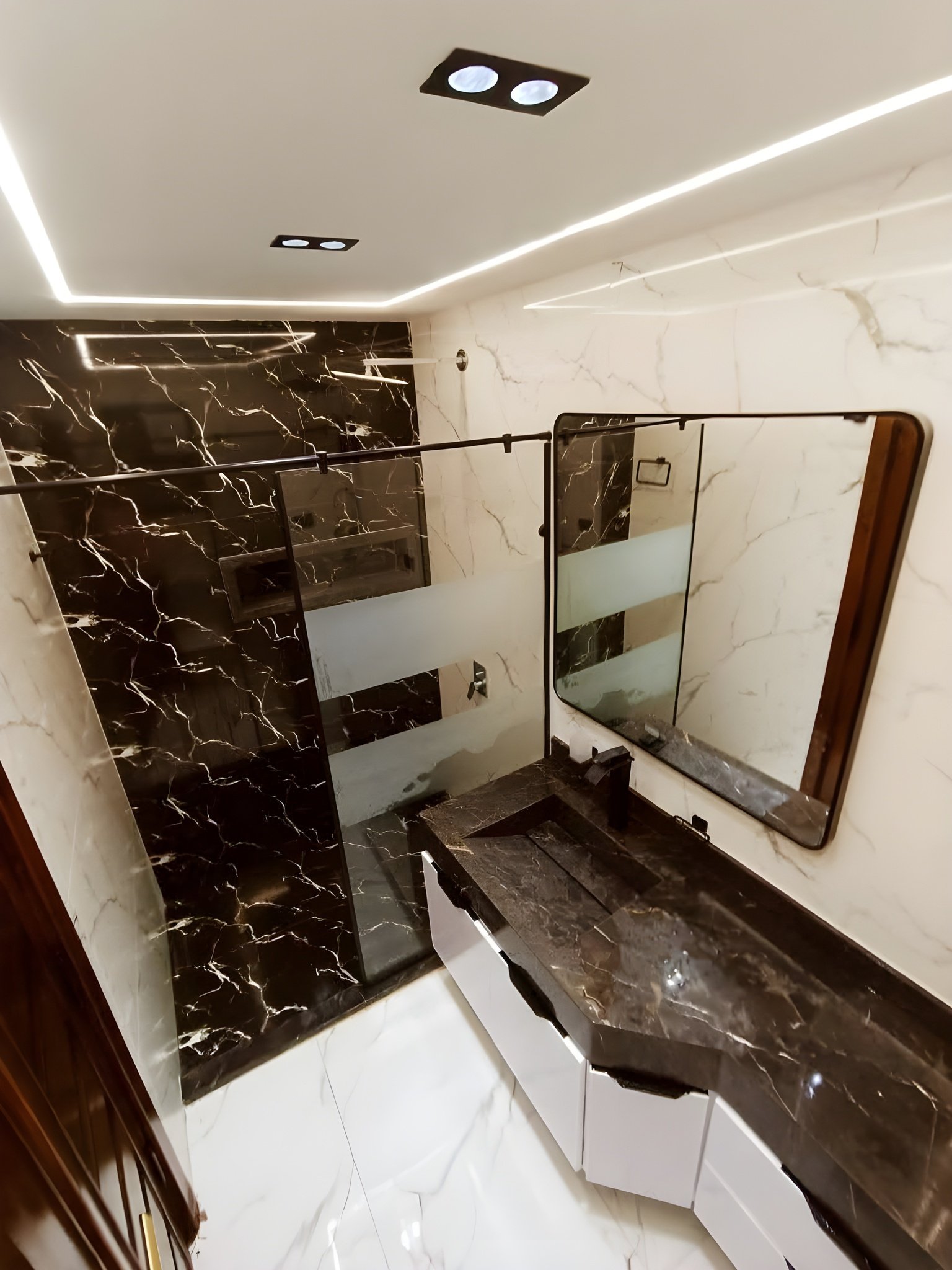 Villa  for Sale with Direct Sea View in Sidi Bishr, Alexandria - Media 5