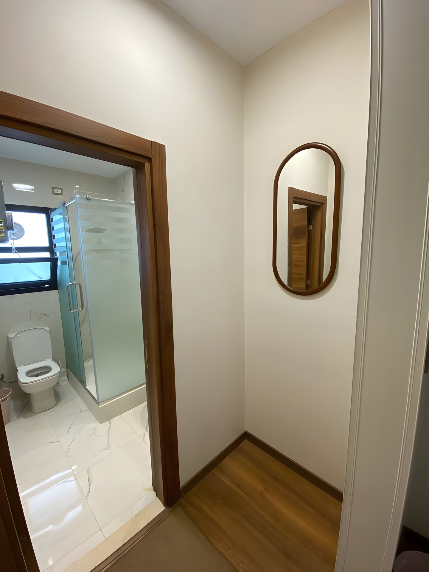 Fully Furnished 2-Bedroom Apartment – First Use – Eastown, New Cairo - Media 3